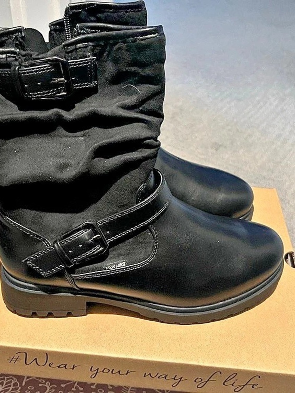 Muk Luks Scarlett Sabrina Black boots new